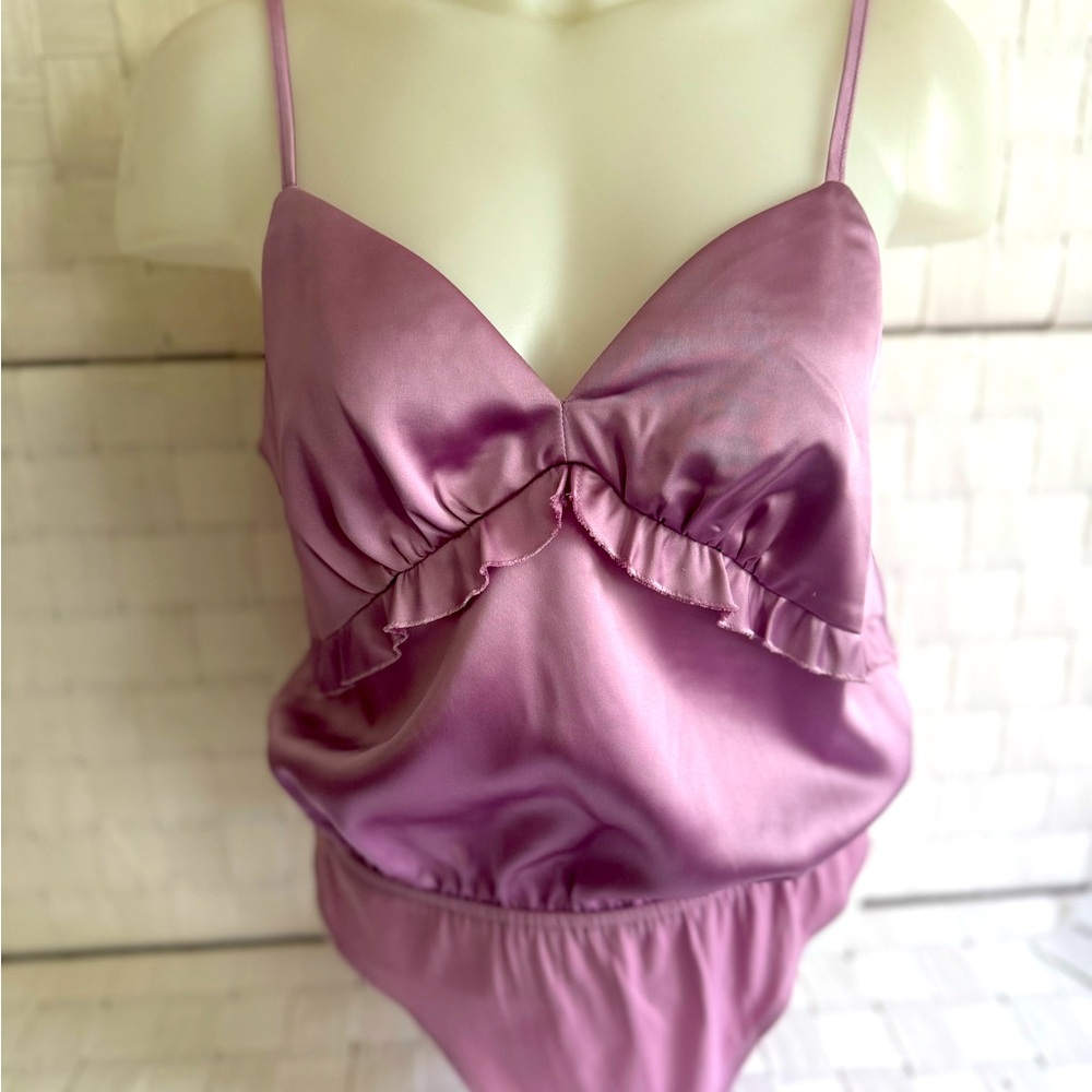 FREE w/purchase NWT Forever 21 purple satin silk body suit size M medium
